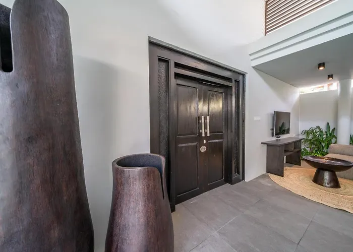 Вилла Wiraja 1 - Modern 4 Bdr In Berawa Чангу